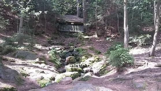 Váš hlas může zachránit dvě teplické studánky
