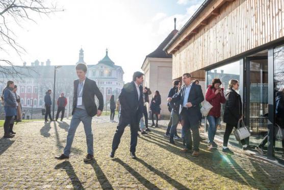 O proměnách důvěry a porozumění diskutovala první část hostů 6. Broumovských diskusí