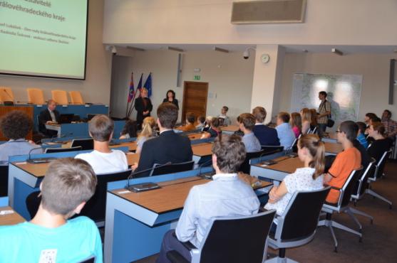 Ocenění za studijní úspěchy míří na Gymnázium Broumov a na Základní školu Bukovice
