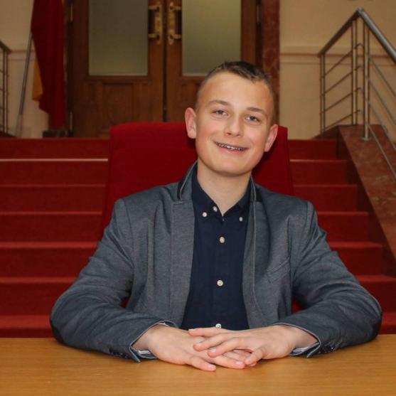 Broumovský Štěpán Chládek má namířeno do Poslanecké sněmovny ČR a Evropského parlamentu v Bruselu