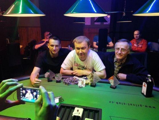 Pokerovým Králem Broumovska se stal Jan Miler. Budoucnost pokeru je však ohrožena