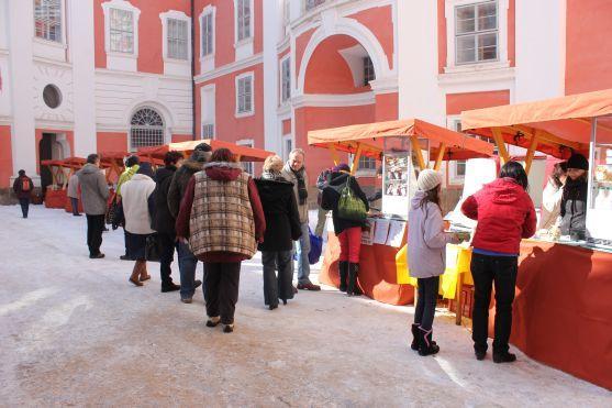 V neděli se na klášterním nádvoří koná Adventní trh. Naposledy před rekonstrukcí kláštera
