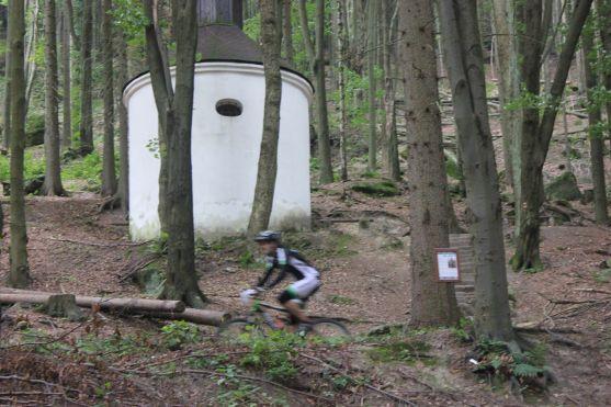 Závod horských kol Rallye Sudety má stejné vítěze jako v loňském roce. Friedla a Novákovou