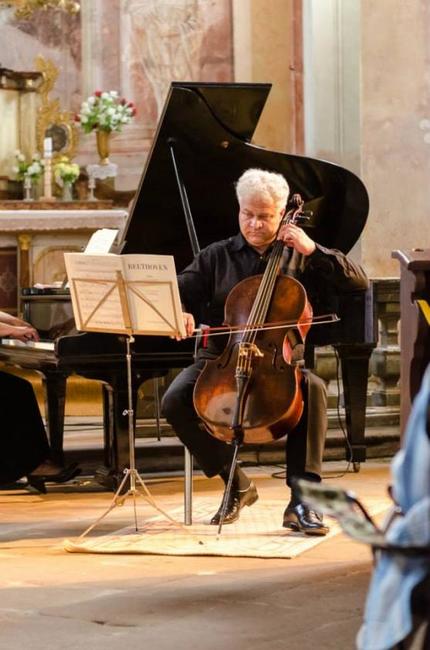 V kostele sv. Anny ve Vižňově vystoupilo Kubelíkovo trio 