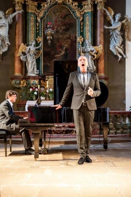 Festival Za poklady Broumovska zahájil koncertem Dagmar Peckové a Štefana Margity 