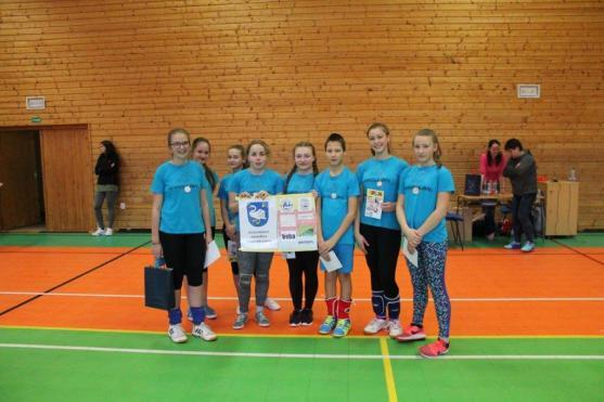 Volejbal si o víkendu v Broumově zahrálo 225 dětí