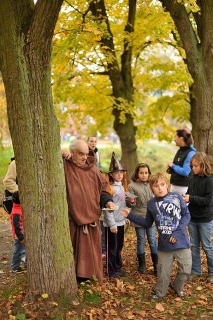 Ohlédnutí za Strašidelnou Alejkou