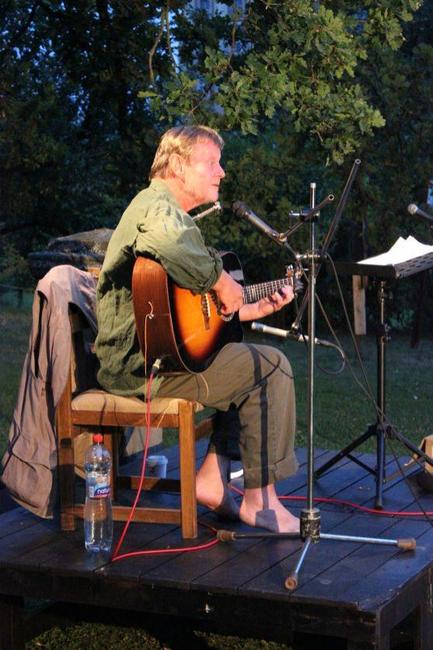 Při koncertě Vladimíra Merty si zahrál i desetiletý Jiří Rambousek 