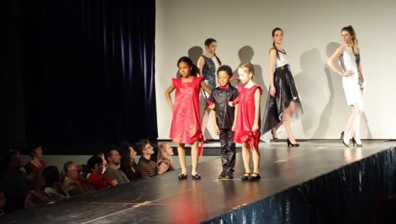 Dvakrát vyprodaný sál Informačního centra přivítal jaro v Broumově opět velkolepě 