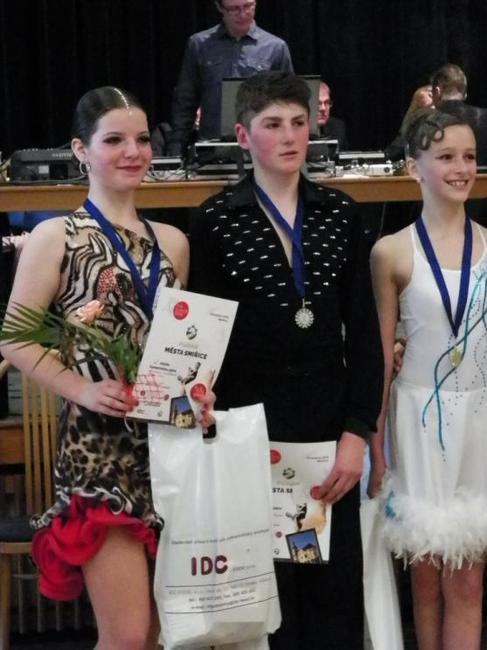 Ze Smiřic si broumovské taneční páry přivezly sedm medailí 