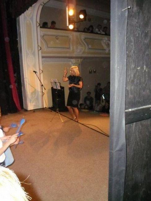 Divadelní akademií Mateřská škola Broumov bilancuje rok 