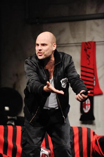 Nejen chlapi se bavili komedií Bez bab! aneb Kutloch