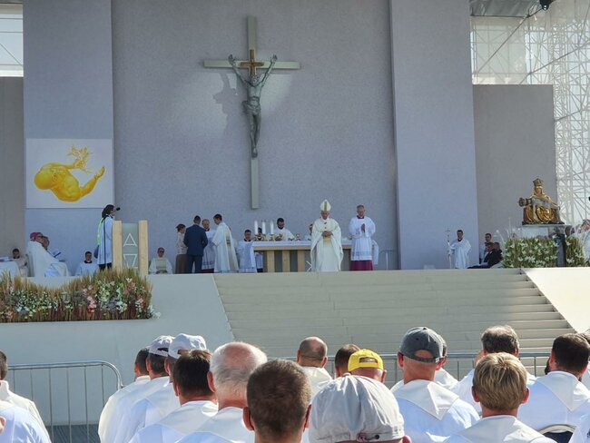 Dnes v Broumově proběhne rekviem za papeže Františka