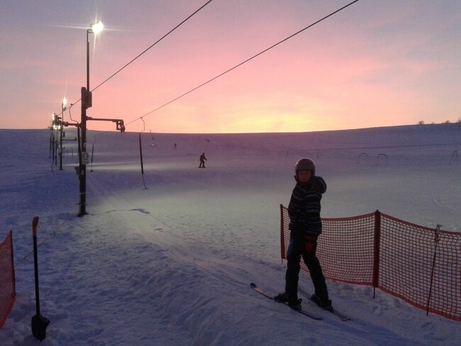 Běžkaři se prohánějí krajinou, v Polici už jezdí vlek