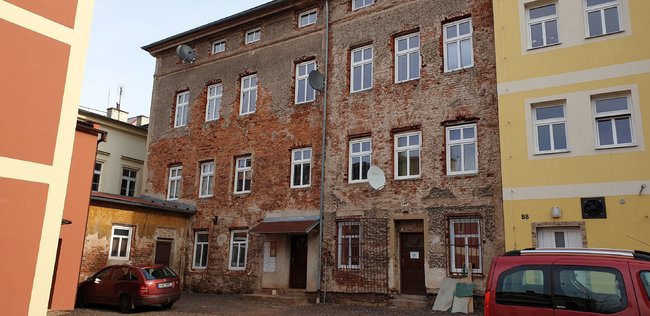 Broumov poskytne dotace na vnější opravy domů 