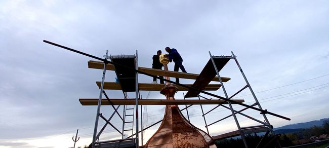 Věžička kostela v Ruprechticích skrývá poselství budoucím pokolením 