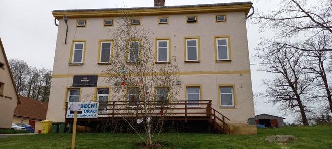 V Hejtmánkovicích vítají jaro srdíčkovníkem