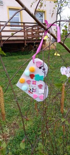 V Hejtmánkovicích vítají jaro srdíčkovníkem