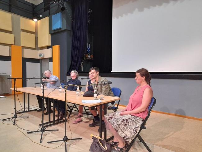 Projekce dokumentu Vlci na hranicích