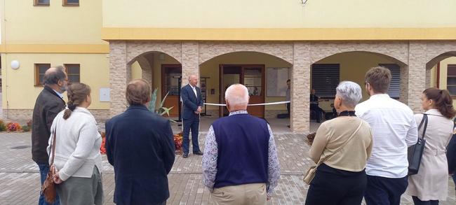 V Hejtmánkovicích slavnostně otevřeli polyfunkční komunitní centrum