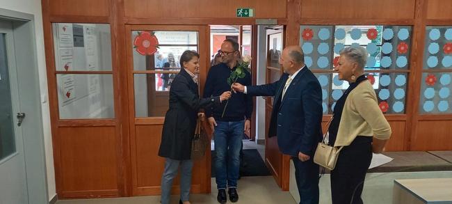 V Hejtmánkovicích slavnostně otevřeli polyfunkční komunitní centrum