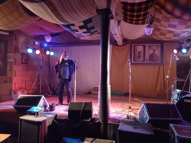 Svůj jediný koncert v České republice odehrály v broumovském Edenu