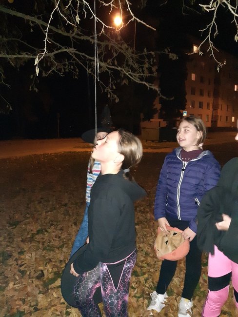Haloweenská gymnastika