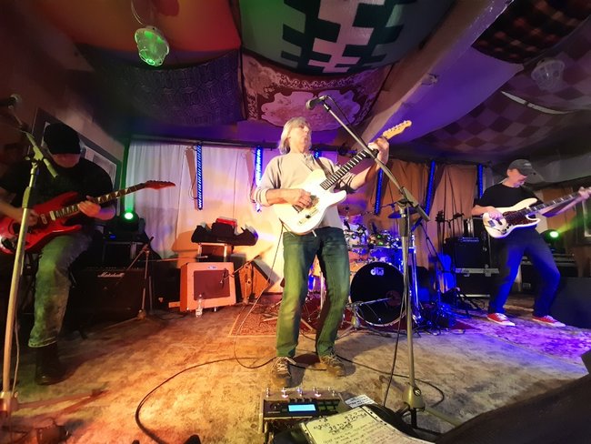 V klubu Eden vystoupila další hvězda tuzemského rocku