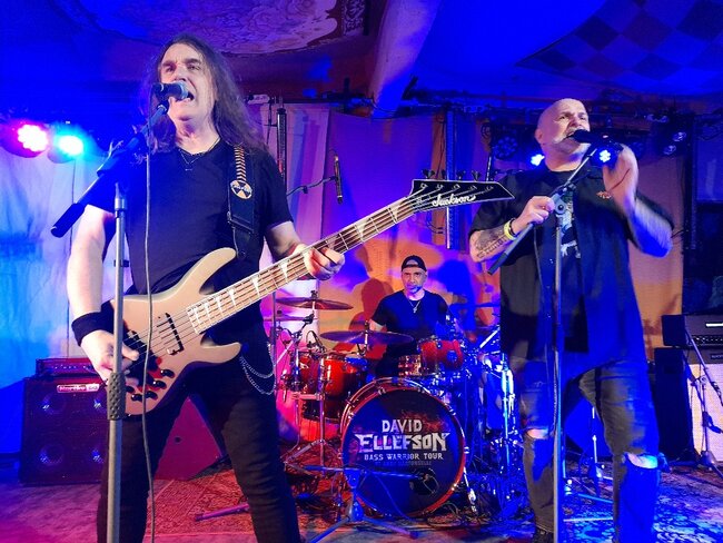 Metalové peklo v Edenu