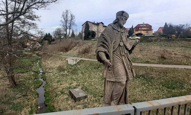 Díra v hejtmánkovickém mostě bude opravena nejdříve v polovině dubna