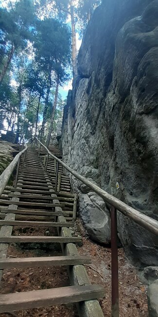 Na vlnách mýtů: Zdoňovské menhiry
