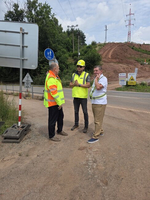 Na stavbě obchvatu Náchoda pracuje denně 400 až 500 pracovníků