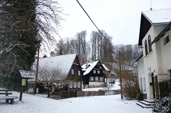 Kouzelná Skalka: Objevte příběh vesnice