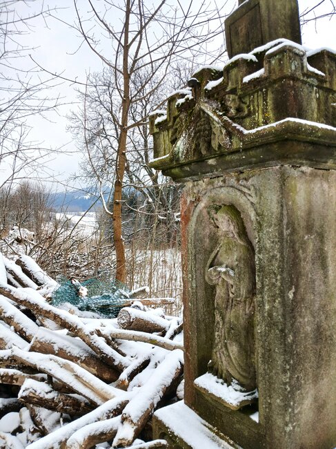 Kouzelná Skalka: Objevte příběh vesnice