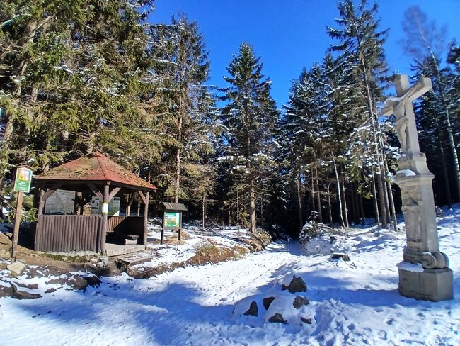 Božanov opraví cestu k Machovskému kříži