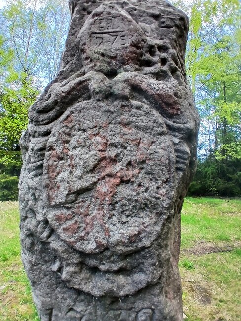 Z Janoviček po hřebeni k trůnu hraničářů