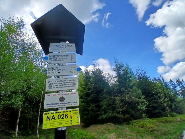 Z Janoviček po hřebeni k trůnu hraničářů