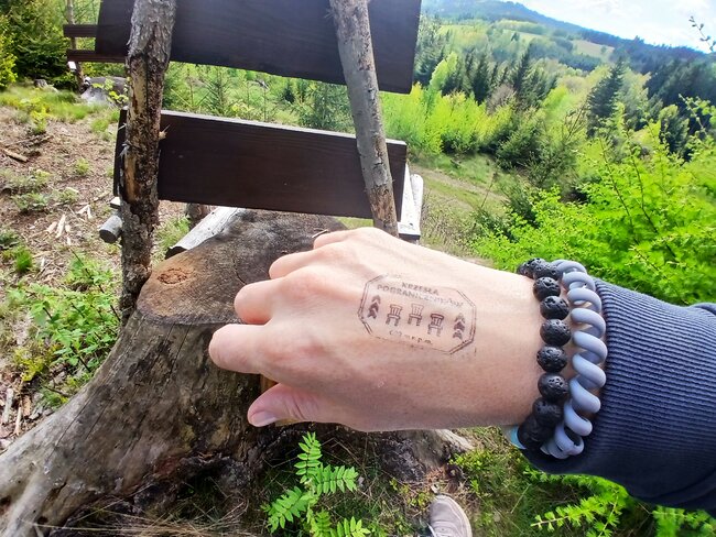 Z Janoviček po hřebeni k trůnu hraničářů