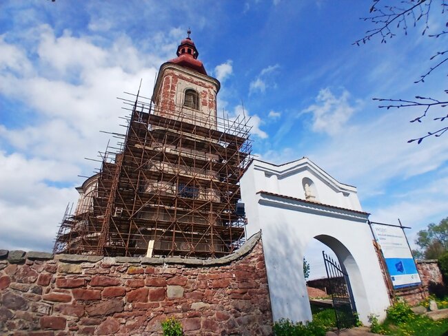 Podpořte svým hlasem opravu kostela ve Vižňově