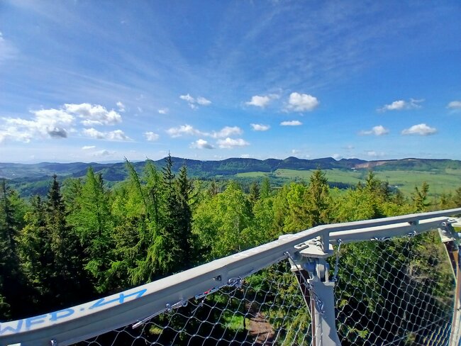 Do černého lesa k prameni Stěnavy