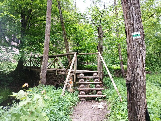 Maršovské údolí: útočiště skautů i tajemný hrádek