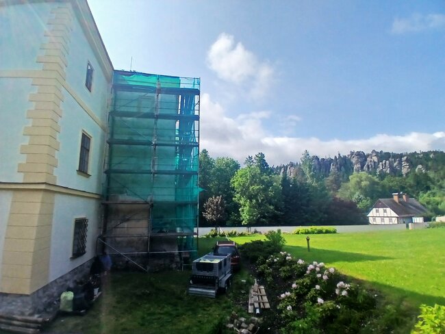 Oprava zámku v Adršpachu odhalila unikátní sgrafito