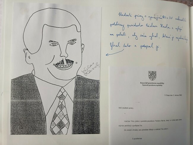 Písní i vzpomínkami. Gymnázium Broumov slaví 80