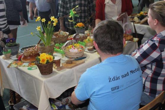 Stovka stánků, více jak tisíc hostů. Takový byl Velikonoční jarmark Gminy Radków