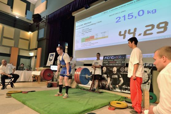 Siláci střední Evropy se v Broumově utkali na Mistrovství ČR v powerliftingu