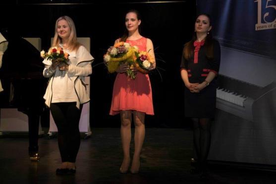 Klavíry Broumovské klávesy rozezvučely benediktinský klášter 