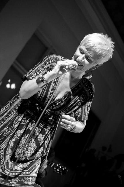 Irena Budweiserová vyprodala večer ArtCafé