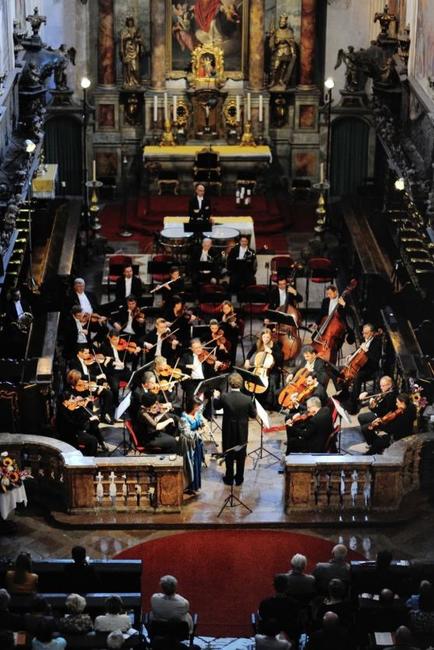 Úvodní koncert festivalu Za poklady Broumovska přilákal 400 posluchačů 