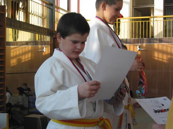 Mladí judisté z Broumova přivezli z hradeckého turnaje Judorej 8 medailí