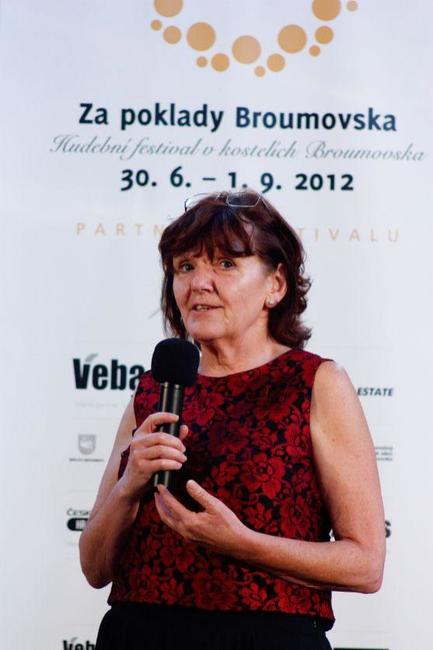 Houslistka Julie Svěcená zaplnila kostel sv. Anny ve Vižňově 